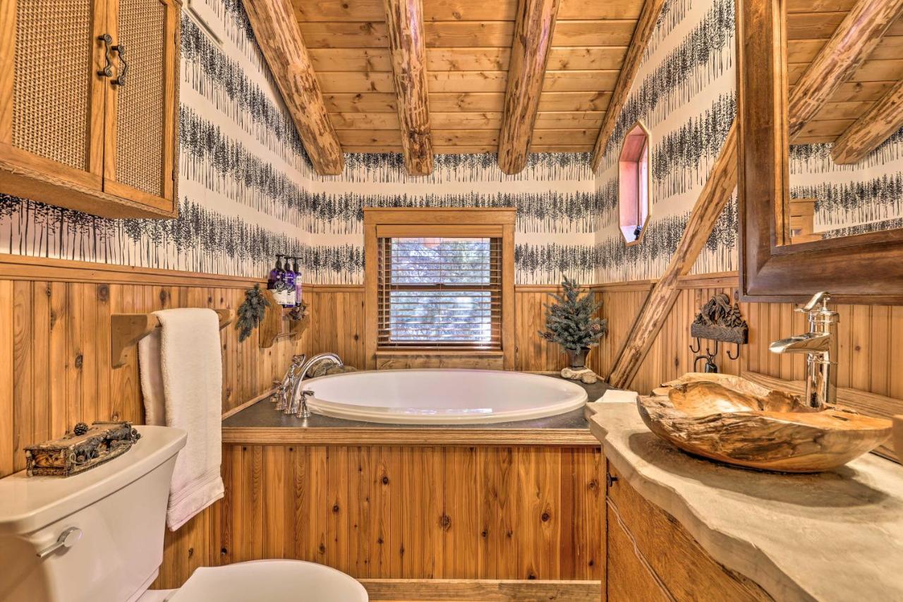 Rustic With Private Hot Tub Holiday home Breckenridge